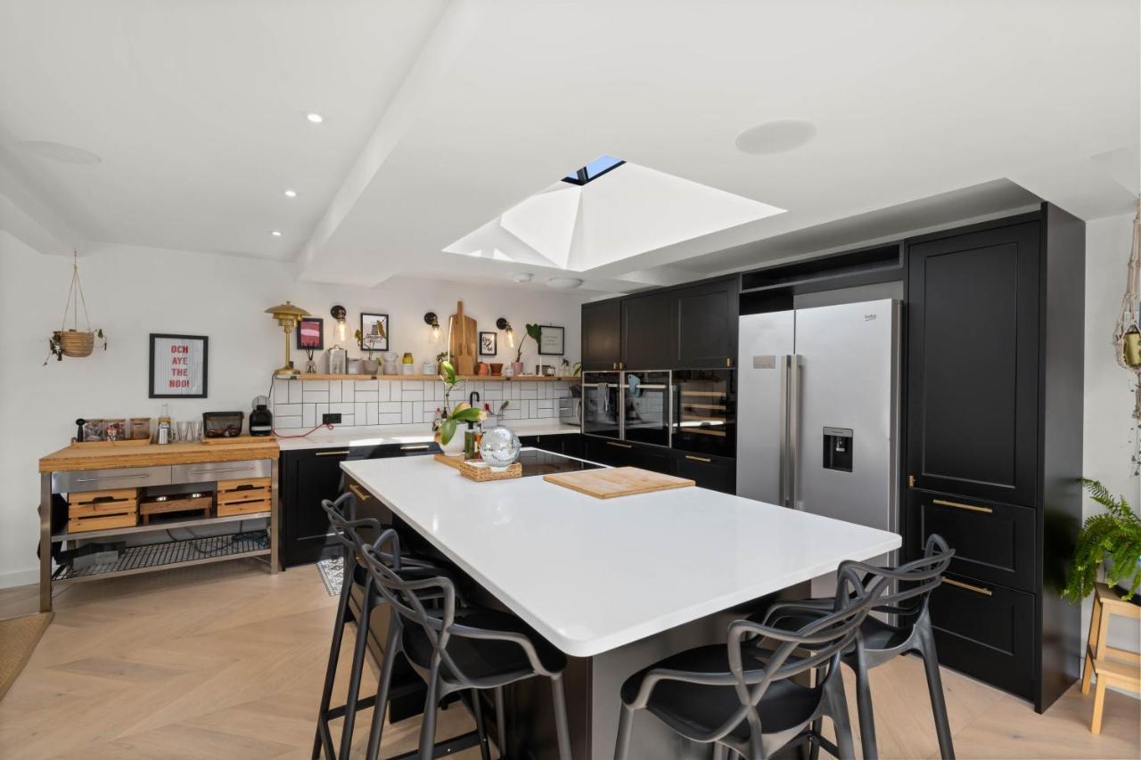 Luxury 5 Bedroom Victorian Home With Hot Tub Blairgowrie and Rattray Exteriör bild